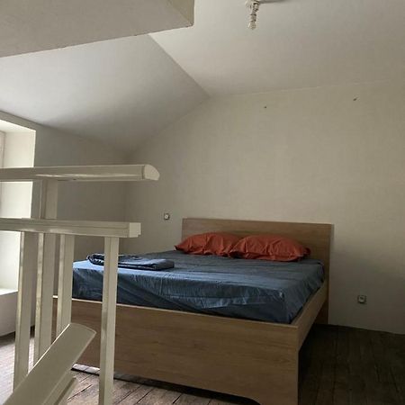 Appartement Calme Centre Ville Historique ユセル エクステリア 写真